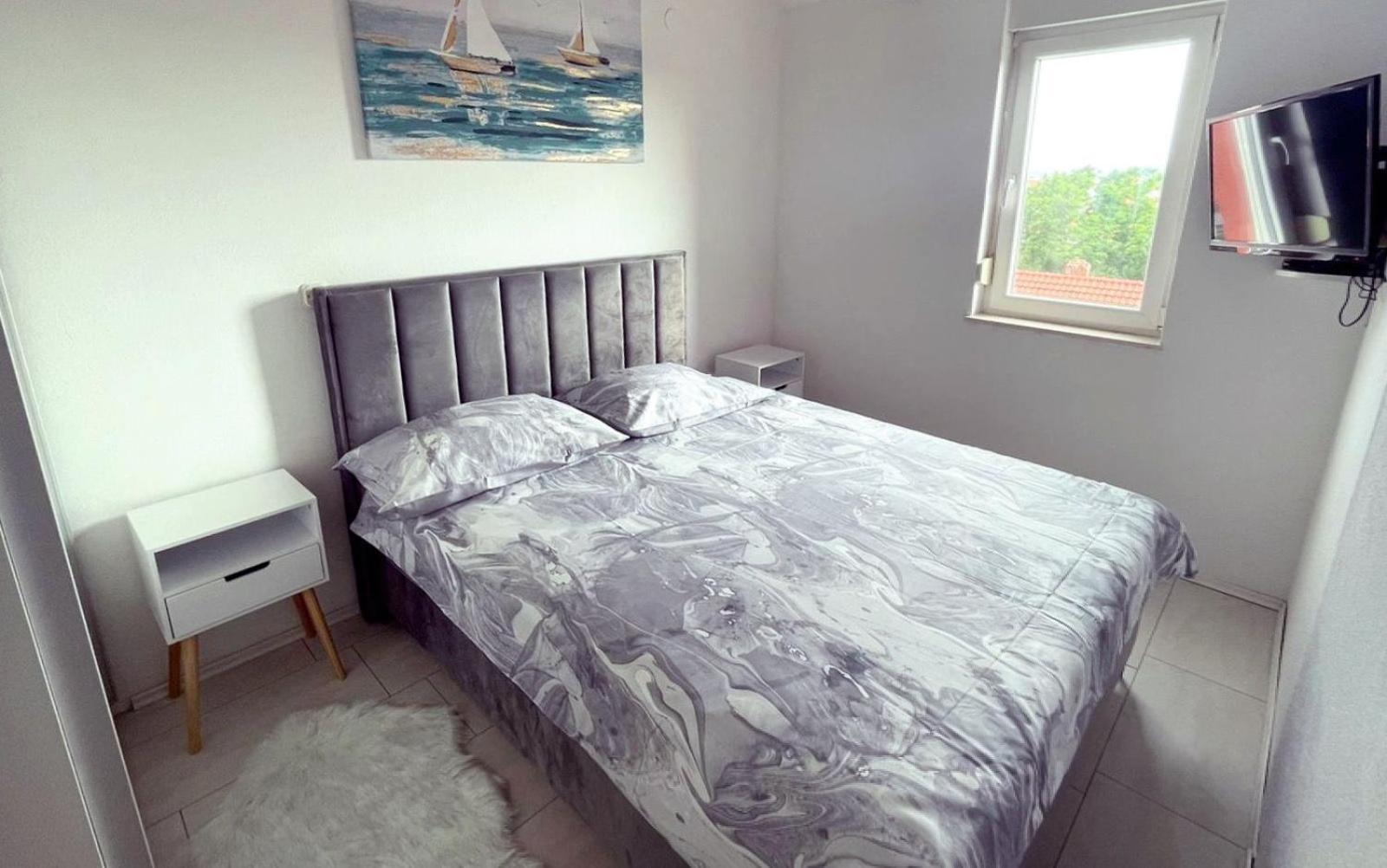 Apartman Moon ซาดาร์ ภายนอก รูปภาพ